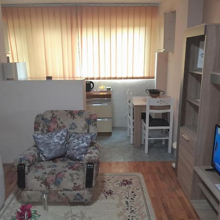 Apartment Vuk Подгориця Екстер'єр фото